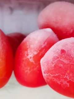 how to freeze tomatoes