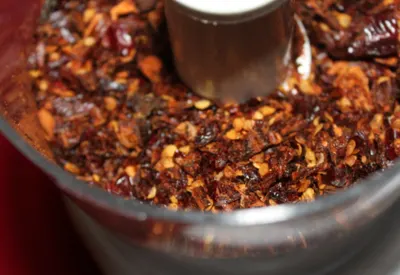 How To Make Homemade Hot Pepper Flakes From Fresh Peppers!