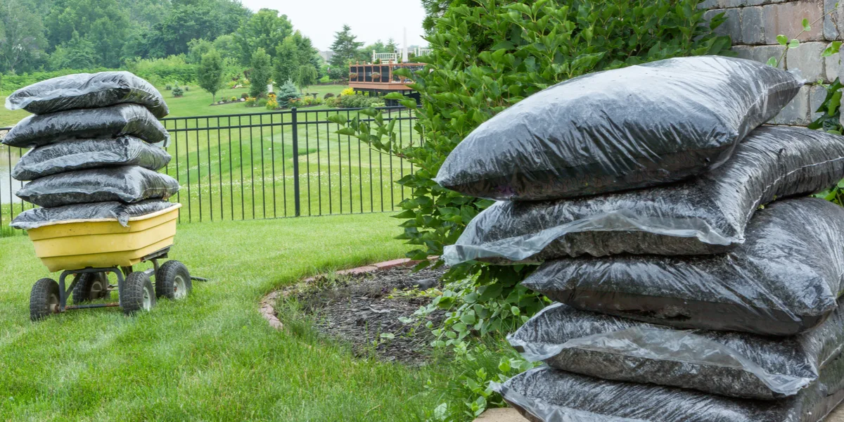 how to select the best mulch