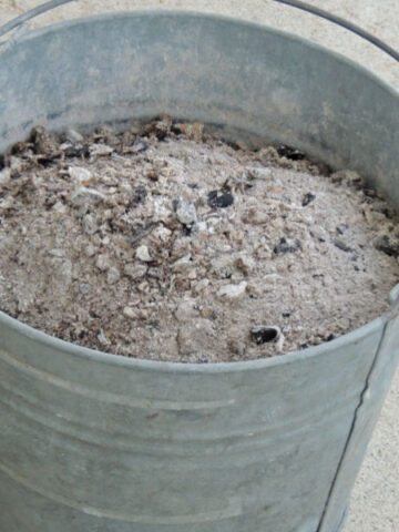 use wood ash in the garden