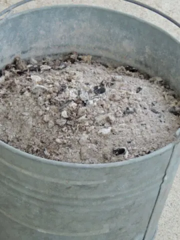 use wood ash in the garden