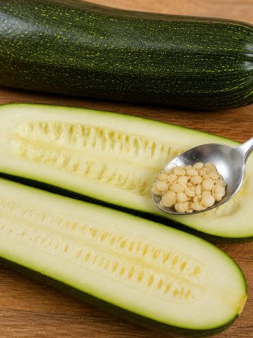 save seeds for vegetable plants